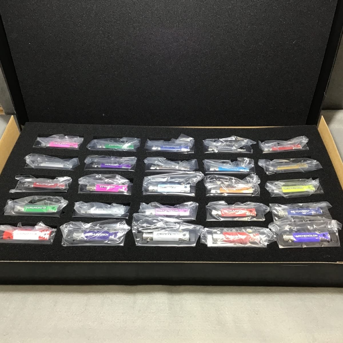 Amazon.co.jp: ダイキャスト獣電池セット (25本セット) 「獣電戦隊